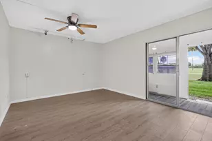 850 SW 133rd Terrace, Pembroke Pines, FL 33027 - Photo 14