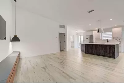 2802 Livingston Lane, West Palm Beach, FL 33411 - Photo 4