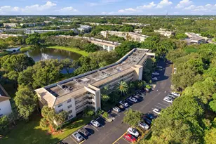 2305 Lucaya Ln, Coconut Creek, FL 33066 - Photo 24