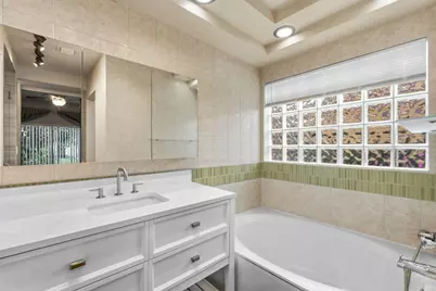 11375 Lakeview Drive #68-U, Coral Springs, FL 33071 - Photo 12