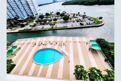 400 Kings Point Drive #1426, Sunny Isles Beach, FL 33160 - Photo 28