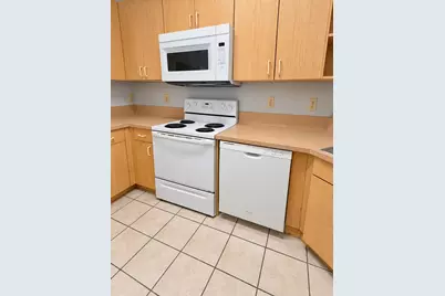 110 SW Peacock Boulevard #6-204, Port Saint Lucie, FL 34986 - Photo 8