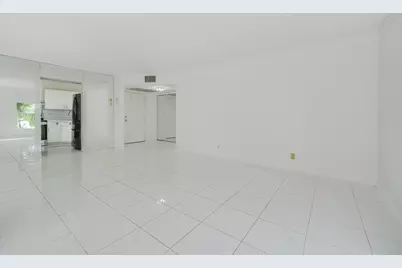 8577 Boca Glades Boulevard W #D, Boca Raton, FL 33434 - Photo 6