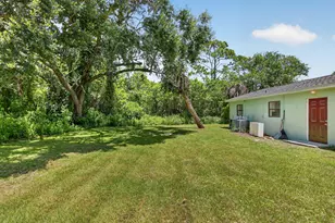 2205 N 44th St, Fort Pierce, FL 34946 - Photo 28