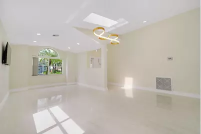 8599 Tourmaline Boulevard, Boynton Beach, FL 33472 - Photo 6
