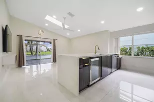 8599 Tourmaline Blvd, Boynton Beach, FL 33472 - Photo 10