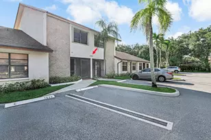 1240 Parkside Green Dr, Greenacres, FL 33415 - Photo 4