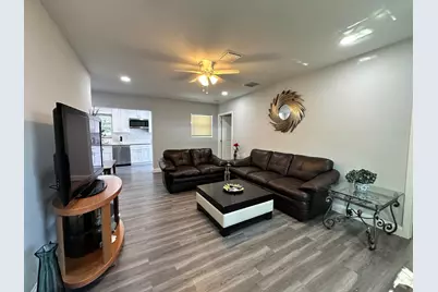 520 Hampton Road #2, West Palm Beach, FL 33405 - Photo 4