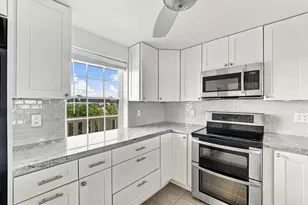 111 SE 3rd Ave, Dania Beach, FL 33004 - Photo 10