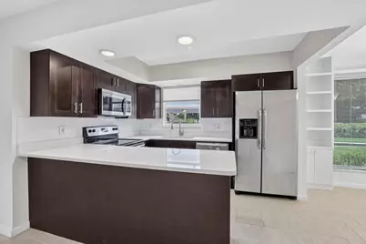 13867 Eastpointe Way, Palm Beach Gardens, FL 33418 - Photo 8
