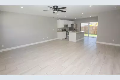 195 S 4th Street S Unit #1, Lantana, FL 33462 - Photo 2