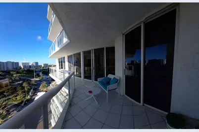 16425 Collins Avenue #818, Sunny Isles Beach, FL 33160 - Photo 10