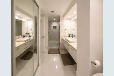 16425 Collins Avenue #818, Sunny Isles Beach, FL 33160 - Photo 24