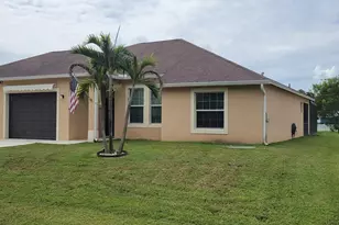 1702 SE North Blackwell Dr, Port Saint Lucie, FL 34952 - Photo 1