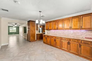 1707 SW 18th St, Boynton Beach, FL 33426 - Photo 10