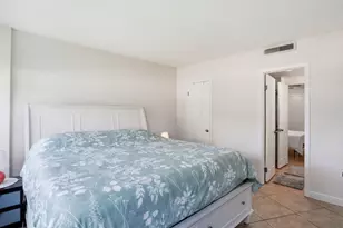 3250 NE 28th St, Fort Lauderdale, FL 33308 - Photo 16