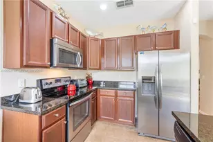 2851 W Prospect Rd, Fort Lauderdale, FL 33309 - Photo 10