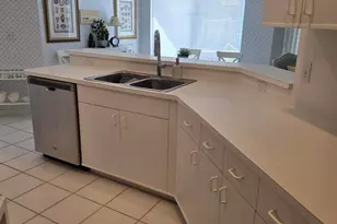 17275 Ventana Dr, Boca Raton, FL 33487 - Photo 8