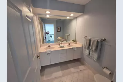 17275 Ventana Drive, Boca Raton, FL 33487 - Photo 16