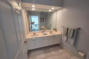 17275 Ventana Dr, Boca Raton, FL 33487 - Photo 16