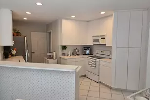 17275 Ventana Dr, Boca Raton, FL 33487 - Photo 6