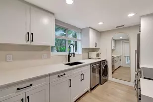 49 SE 7th Ave, Delray Beach, FL 33483 - Photo 20