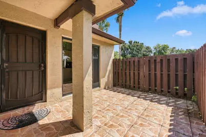 8271 Boca Glades Boulevard E, Boca Raton, FL 33434 - Photo 4