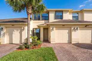 9871 E Villa Cir, Vero Beach, FL 32966 - Photo 1