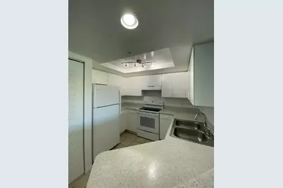 4191 N Haverhill Road #421, West Palm Beach, FL 33417 - Photo 10