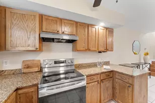 2324 Lena Ln, West Palm Beach, FL 33415 - Photo 8