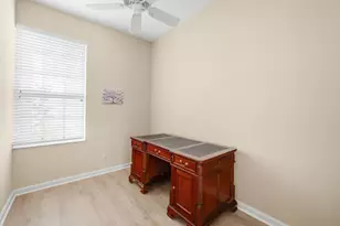483 NW Blue Lake Dr, Port Saint Lucie, FL 34986 - Photo 8