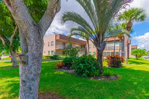 374 Piedmont H, Delray Beach, FL 33484 - Photo 2