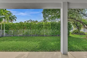 1125 Sunflower Cir, Weston, FL 33327 - Photo 20
