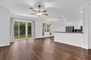 1125 Sunflower Cir, Weston, FL 33327 - Photo 8