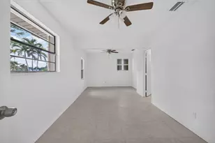 913 SE 10th St, Stuart, FL 34994 - Photo 16
