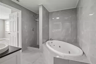 1010 NE 24th St, Pompano Beach, FL 33064 - Photo 22