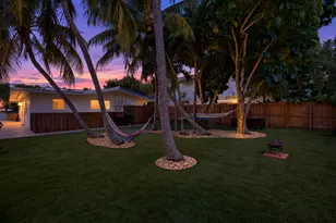 1986 NE 5th St, Deerfield Beach, FL 33441 - Photo 2