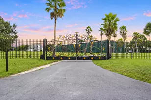 10225 SW Green Ridge Ln, Palm City, FL 34990 - Photo 6