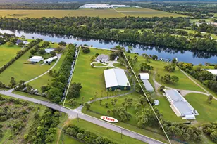 10225 SW Green Ridge Ln, Palm City, FL 34990 - Photo 2