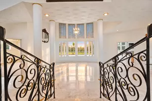 10225 SW Green Ridge Ln, Palm City, FL 34990 - Photo 8