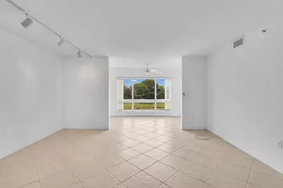 5874 Crystal Shores Drive #308, Boynton Beach, FL 33437 - Photo 12