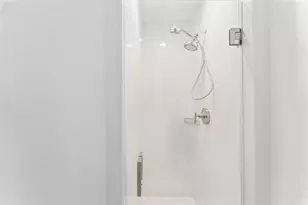5959 Collins Ave, Miami Beach, FL 33140 - Photo 22