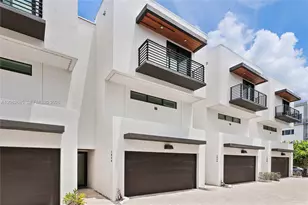 1054 N Victoria Park Rd, Fort Lauderdale, FL 33304 - Photo 1