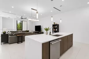 1054 N Victoria Park Rd, Fort Lauderdale, FL 33304 - Photo 10