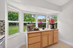12132 NW 34th St, Sunrise, FL 33323 - Photo 20