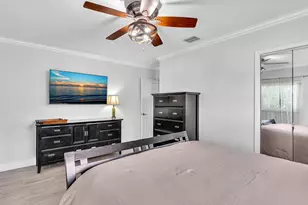 948 SE 10th Ct, Pompano Beach, FL 33060 - Photo 24