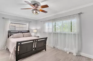 948 SE 10th Ct, Pompano Beach, FL 33060 - Photo 22