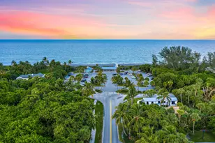 8686 SE Mars St, Hobe Sound, FL 33455 - Photo 10