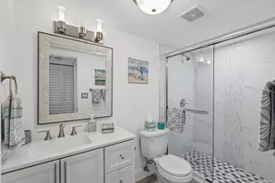 8105 NW 61st St, Tamarac, FL 33321 - Photo 4