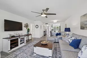 8105 NW 61st St, Tamarac, FL 33321 - Photo 12